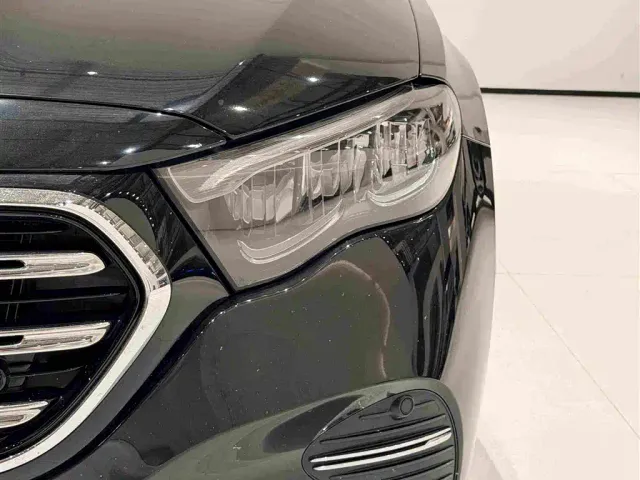 Mercedes-Benz E-Class — Фото автомобиля 13