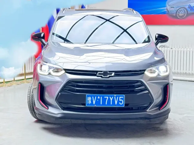 Chevrolet Orlando — Фото автомобиля 2