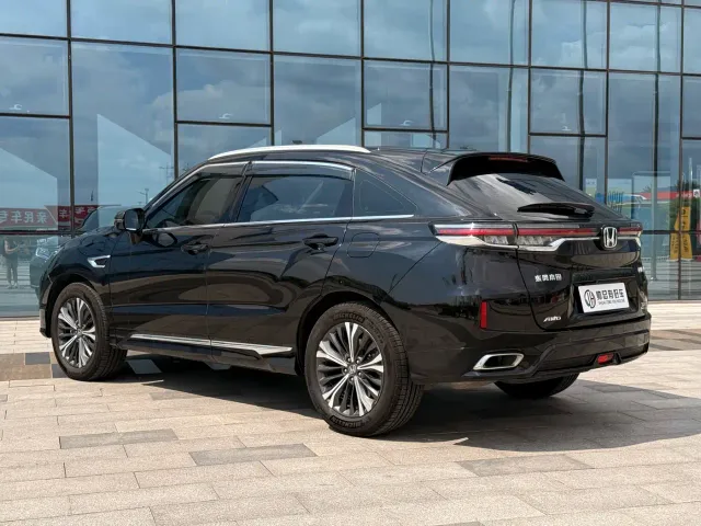 Honda UR-V — Фото автомобиля 3