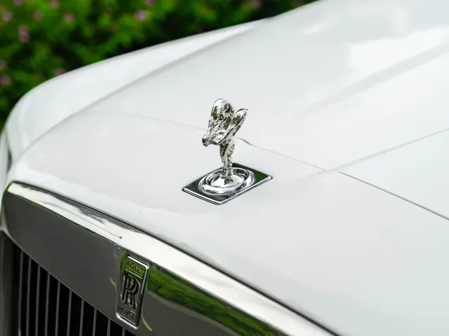 Rolls-Royce Cullinan — Фото автомобиля 23