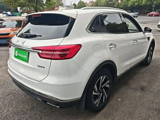 Hongqi HS5 — Фото автомобиля 6