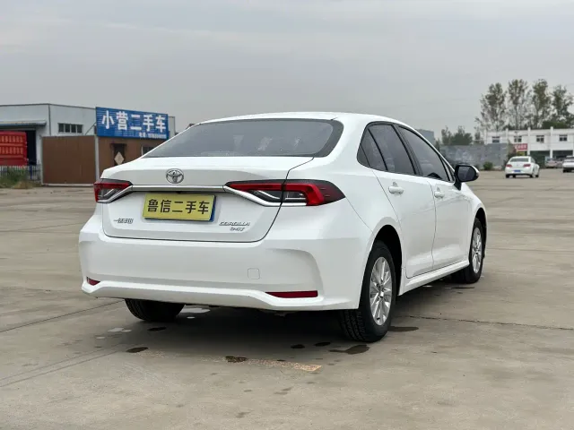 Toyota Corolla — Фото автомобиля 9