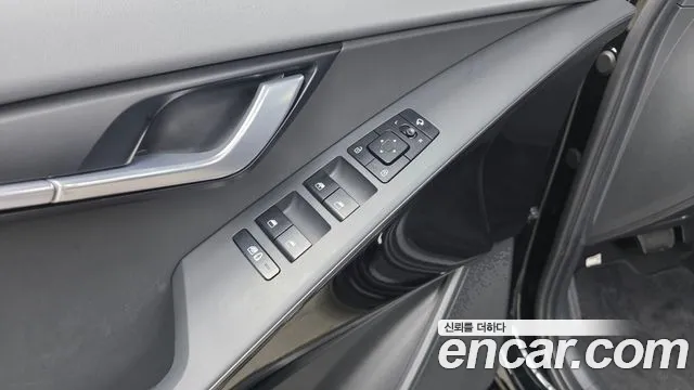 Kia Niro New — Фото автомобиля 26