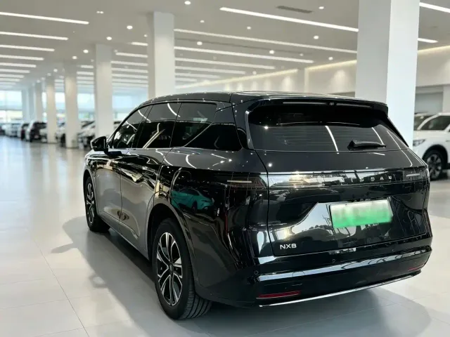 Nissan NX8 — Фото автомобиля 4