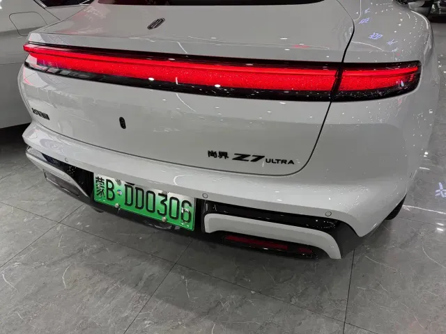 Shangjie Z7 — Фото автомобиля 15