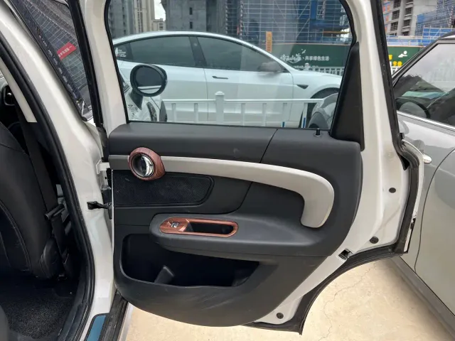 MINI Hatch — Фото автомобиля 19