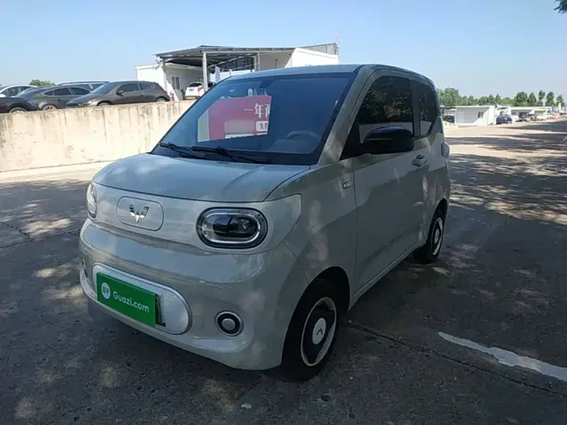 Фотография автомобиля — Wuling Hongguang Mini EV