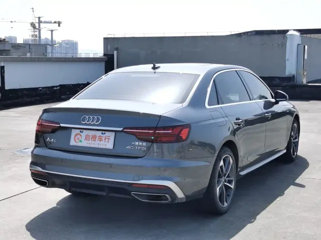 Audi A4L — Фото автомобиля 15