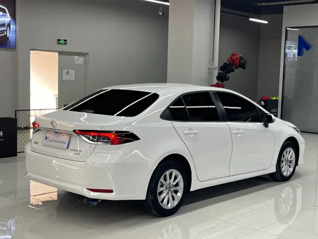 Toyota Corolla — Фото автомобиля 6