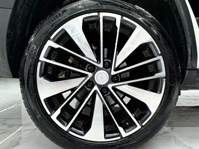 Changan CS35 Plus — Фото автомобиля 20