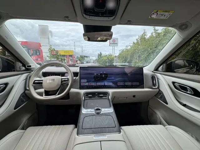 Geely Galaxy M9 — Фото автомобиля 16