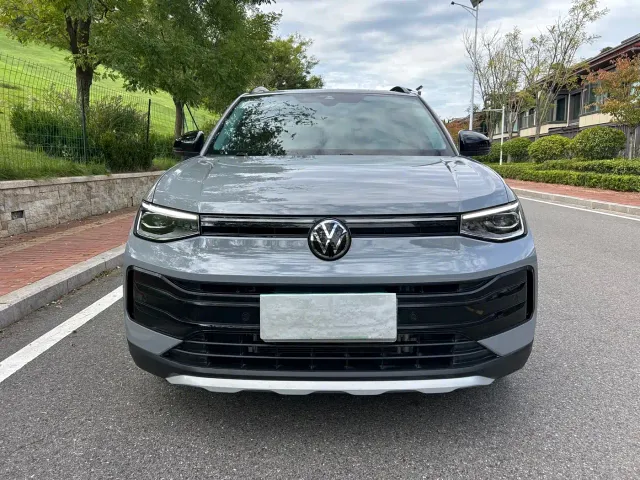 Volkswagen Tharu — Фото автомобиля 2