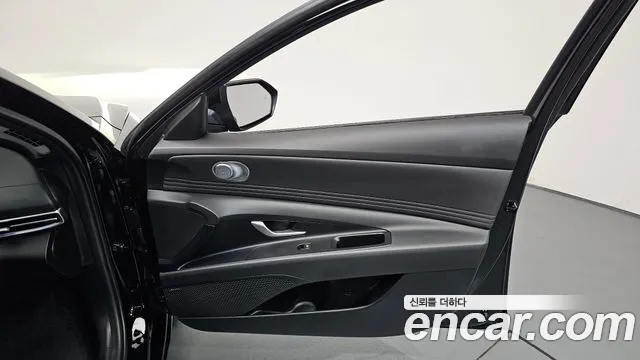 Hyundai AVANTE Новый Avante (CN7) — Фото автомобиля 22