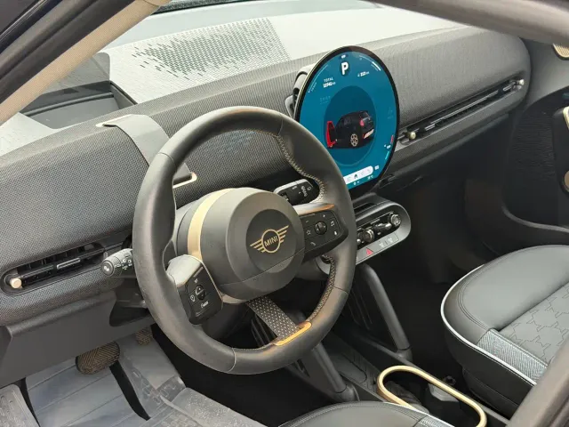MINI Electric ACEMAN — Фото автомобиля 10