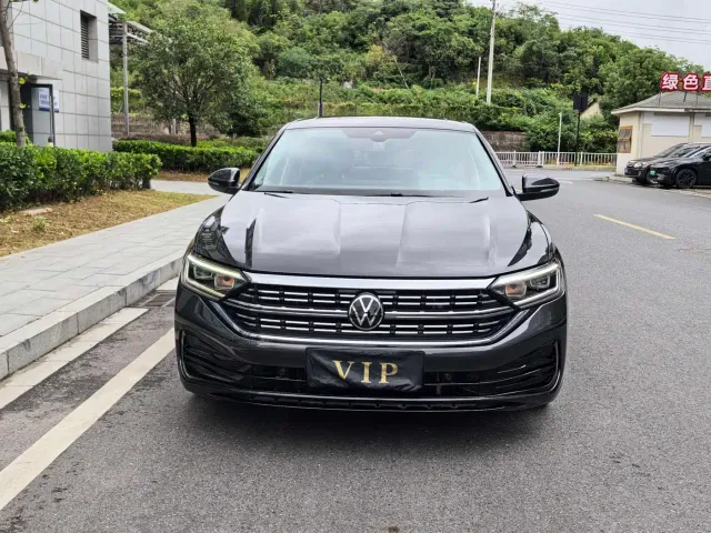 Volkswagen Sagitar — Фото автомобиля 2