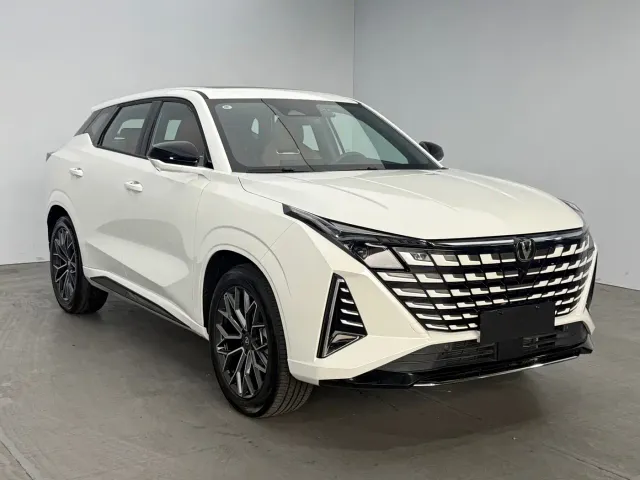 Changan UNI-Z — Фото автомобиля 3