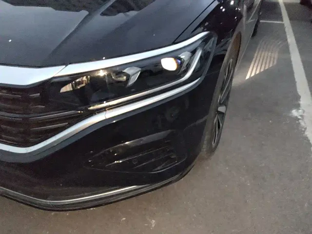 Volkswagen Passat — Фото автомобиля 23