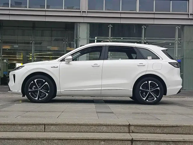 Shangjie SUV — Фото автомобиля 5