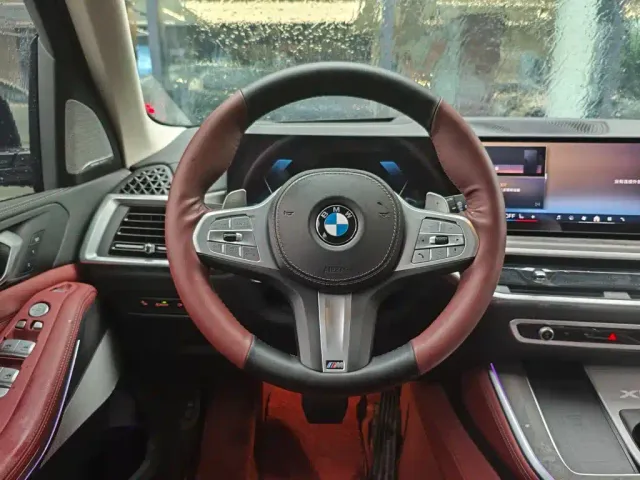 BMW X5 — Фото автомобиля 12