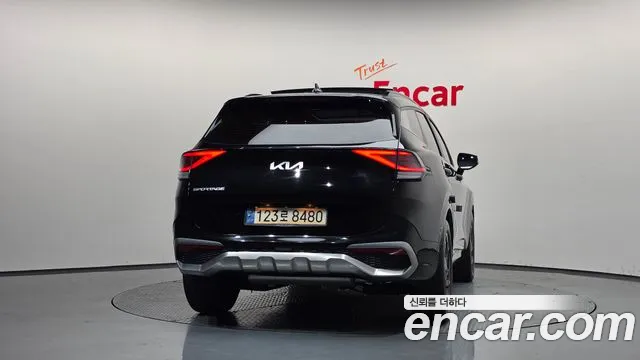 Kia Sportage Sportage 5-е поколение Бензин 1.6 турбо 2WD — Фото автомобиля 2