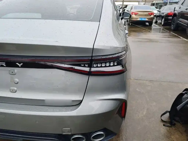 Chery Arrizo 8 — Фото автомобиля 7