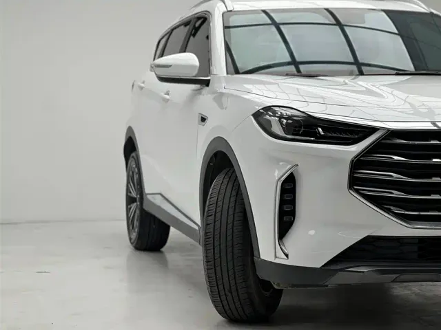Jetour X70 Plus — Фото автомобиля 5