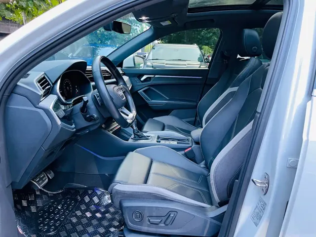 Audi Q3 — Фото автомобиля 11