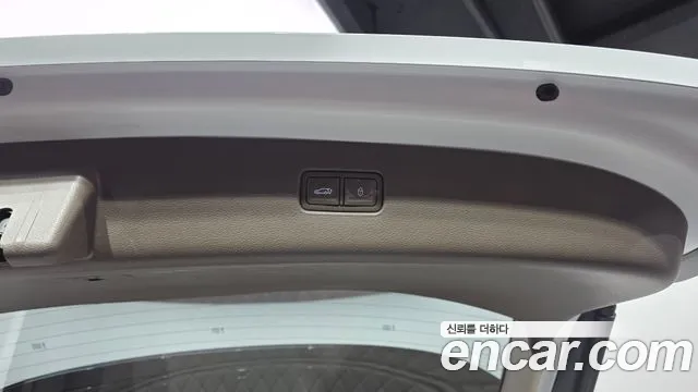 Genesis GV80 — Фото автомобиля 25