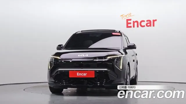 Kia EV3 Long Range 2WD — Фото автомобиля 3