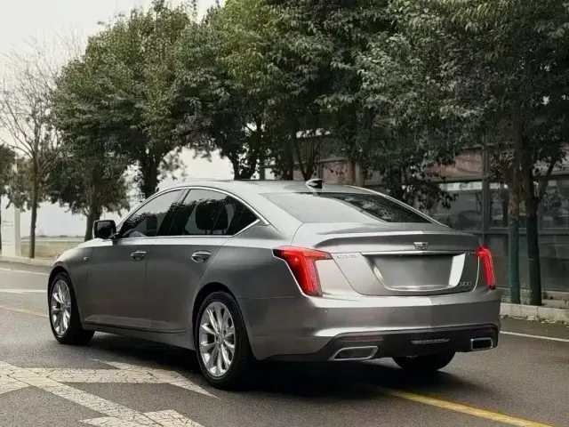 Cadillac CT5 — Фото автомобиля 9