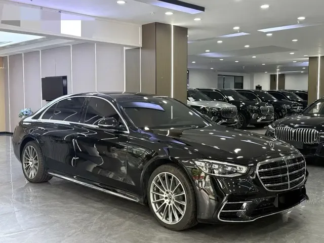 Mercedes-Benz S-Class — Фото автомобиля 3