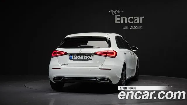 Mercedes-Benz A-Class — Фото автомобиля 4