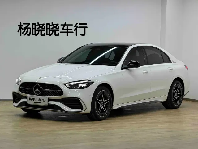 Фотография автомобиля — Mercedes-Benz C-Class