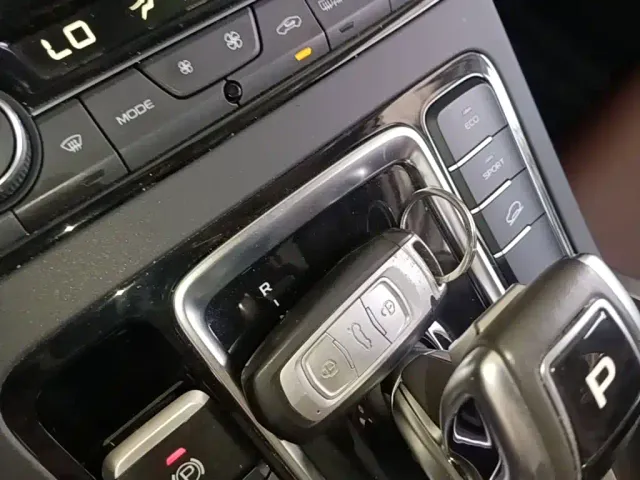 Geely Boyue — Фото автомобиля 8