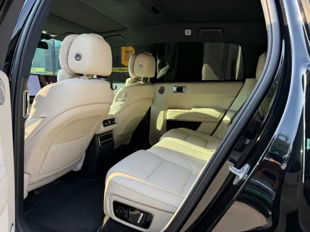 Li Auto L7 — Фото автомобиля 5