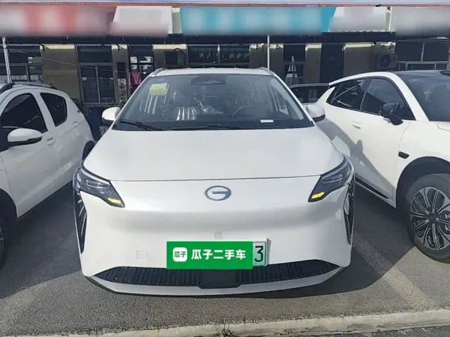 GAC Aion Y — Фото автомобиля 2
