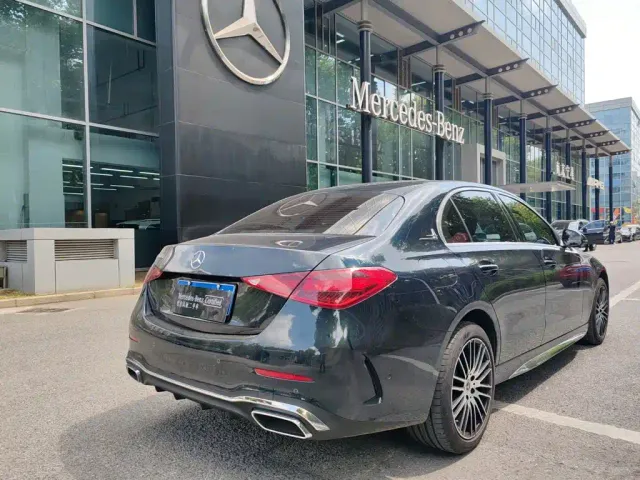 Mercedes-Benz C-Class — Фото автомобиля 4