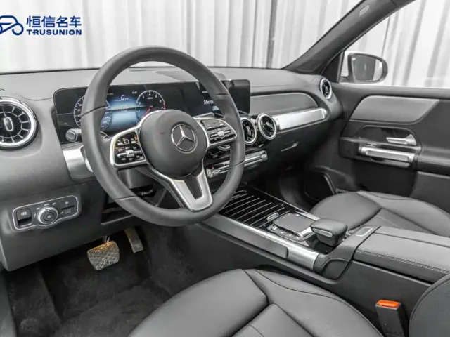 Mercedes-Benz GLB-Class — Фото автомобиля 12