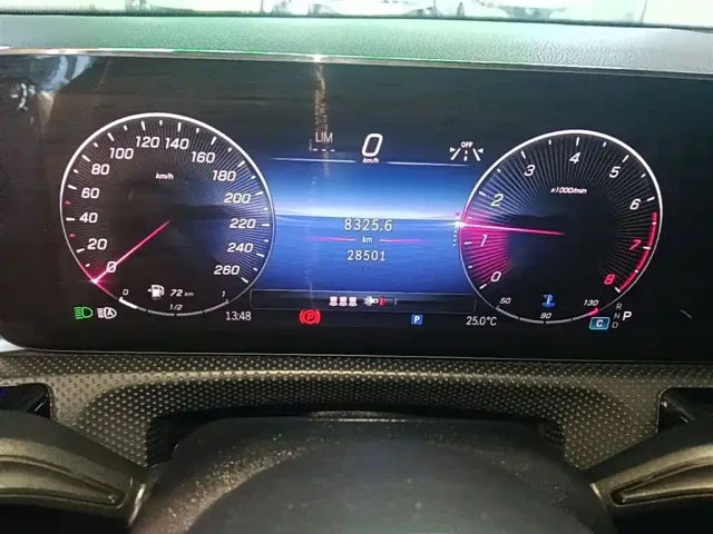 Mercedes-Benz A-Class — Фото автомобиля 11