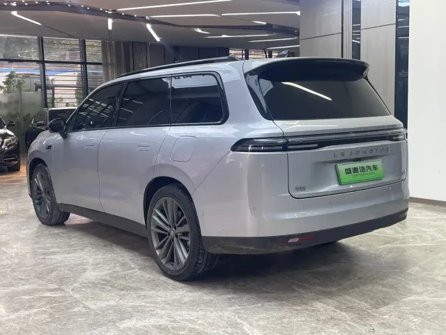 Leapmotor C16 — Фото автомобиля 4