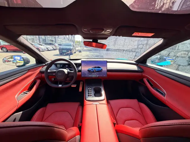 Xiaomi SU7 — Фото автомобиля 5