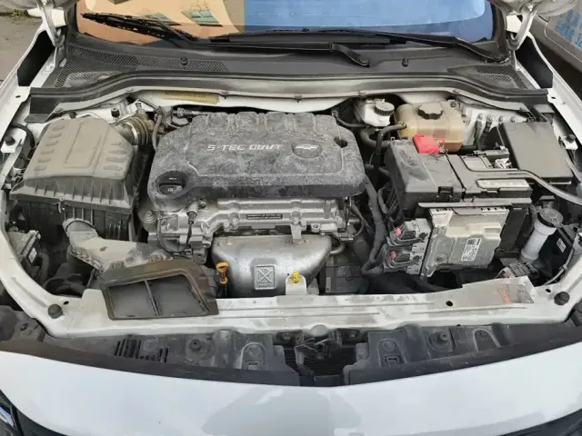 Chevrolet Monza — Фото автомобиля 10