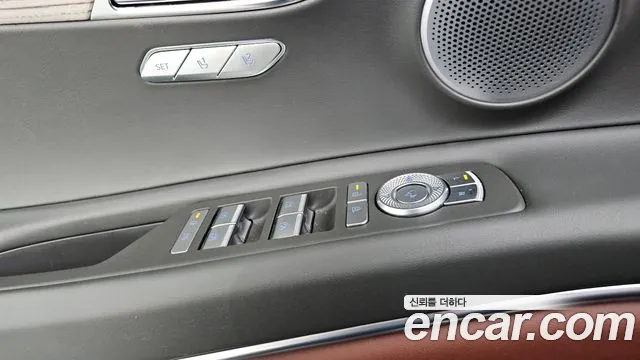Genesis GV80 — Фото автомобиля 28
