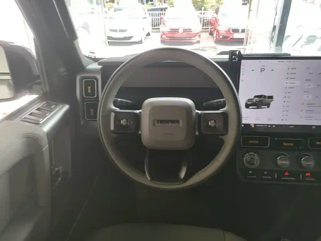 iCAR V23 — Фото автомобиля 10