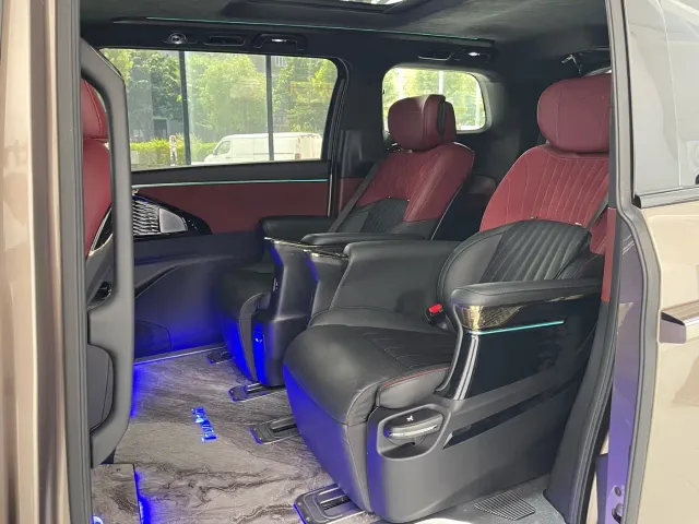 GAC Trumpchi M8 — Фото автомобиля 10