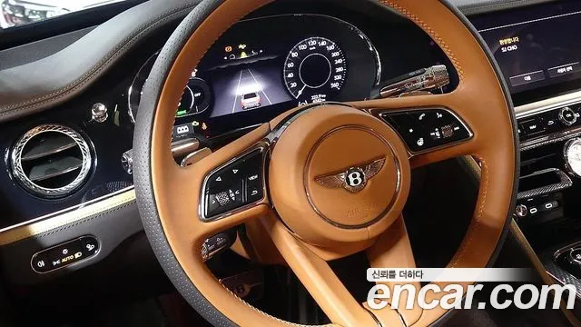 Bentley Flying Spur — Фото автомобиля 14