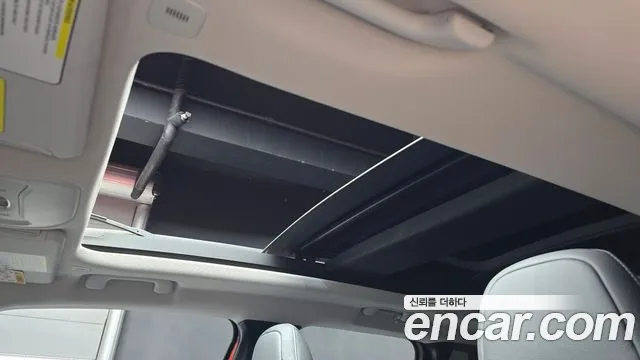 Jeep Renegade — Фото автомобиля 29