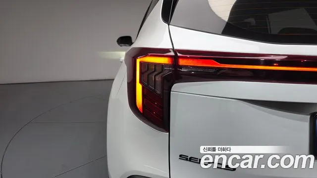 Kia Seltos New — Фото автомобиля 8