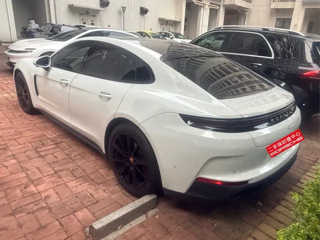 Porsche Panamera — Фото автомобиля 4
