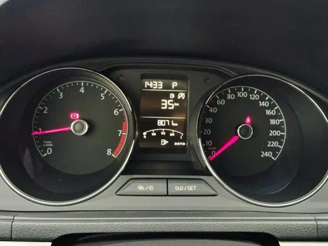 Volkswagen Lavida — Фото автомобиля 14